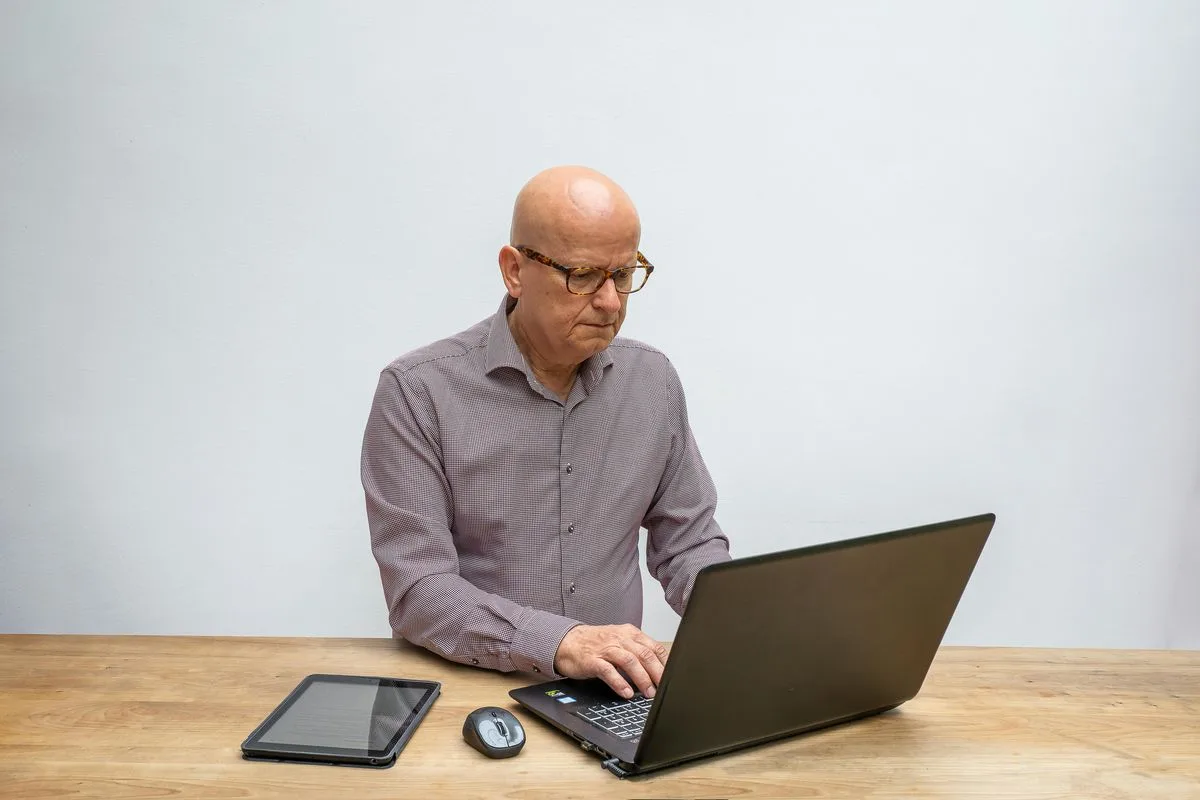 Crafting Time-Sensitive Offers