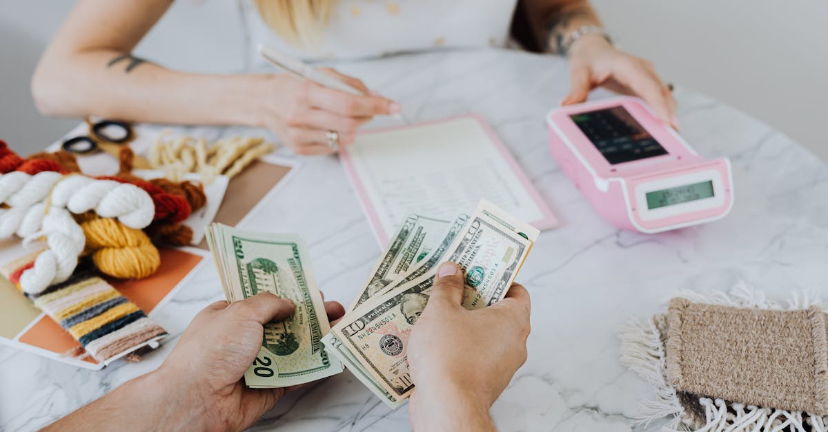How to Turn Credit Into Cash Fast Without High Fees