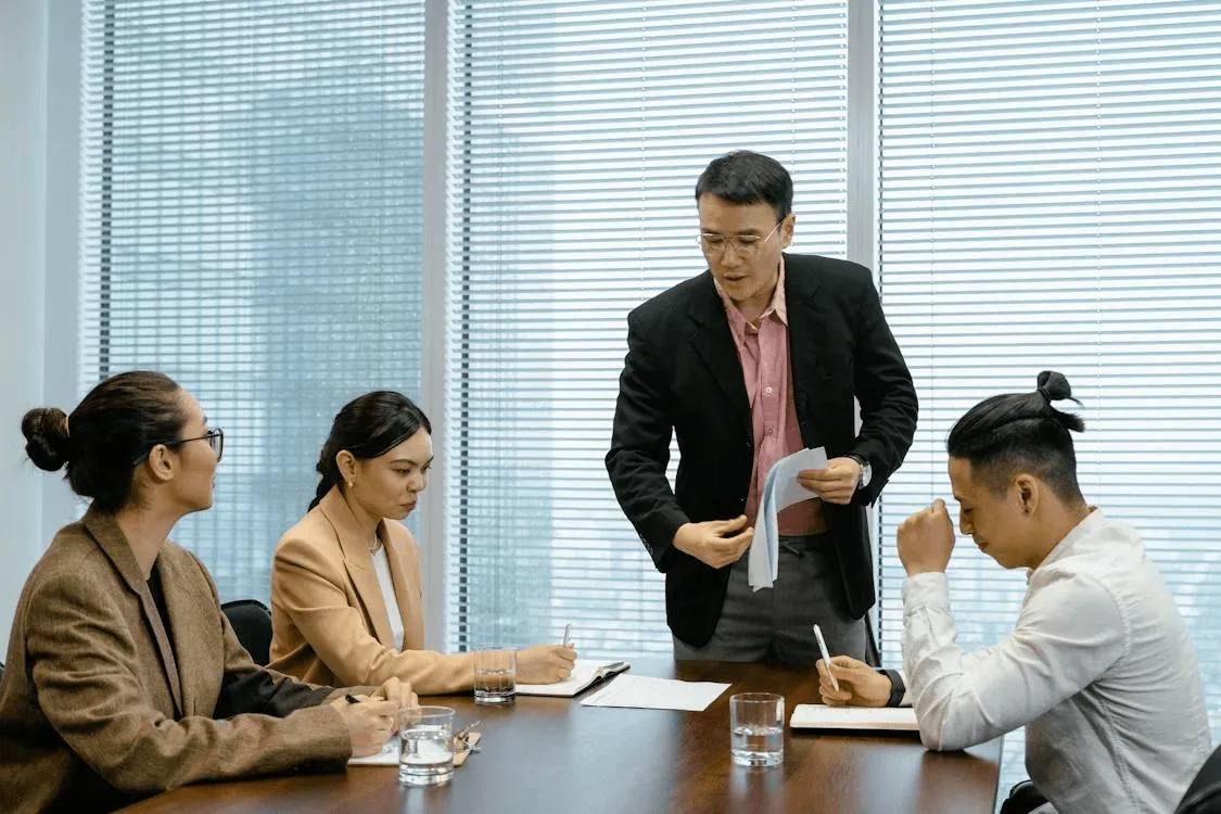 The Role of High-End Mortgage Brokers